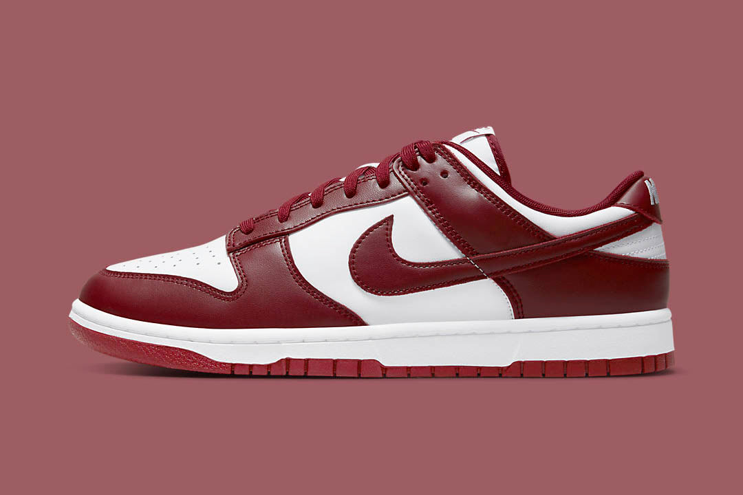 Nike Dunk Low Team Red